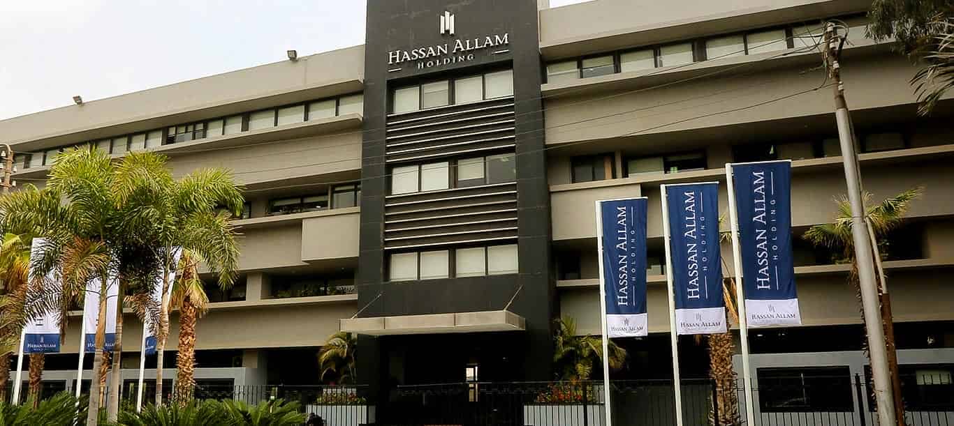 موانئ أبوظبي تعين حسن علام لتطوير البنية التحتية لمحطة سفاجا